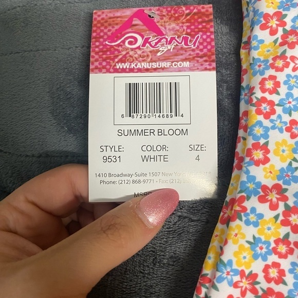 KANU surf super cute summer bloom one piece bathing suit! Size 4 (girls) - Picture 3 of 3